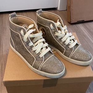 Women Christian Louboutin